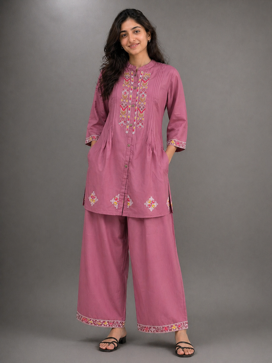 Embroidered Cord-Set